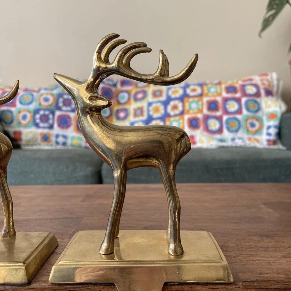2 Vtg Pottery Barn Brass Reindeer Stocking Hangers Deer Stag Reindeer Christmas‎